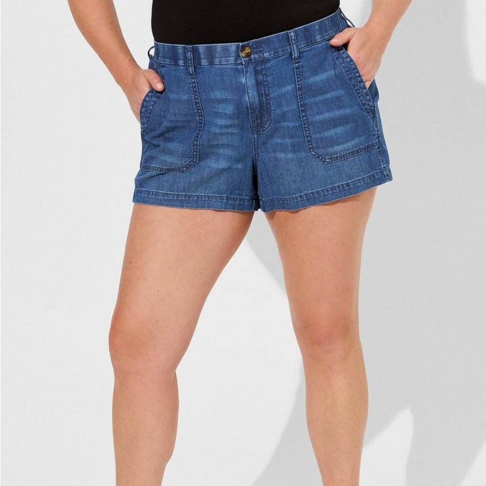 Torrid 3.5 Inch Relaxed Utility Lightweight Mid-Rise Short